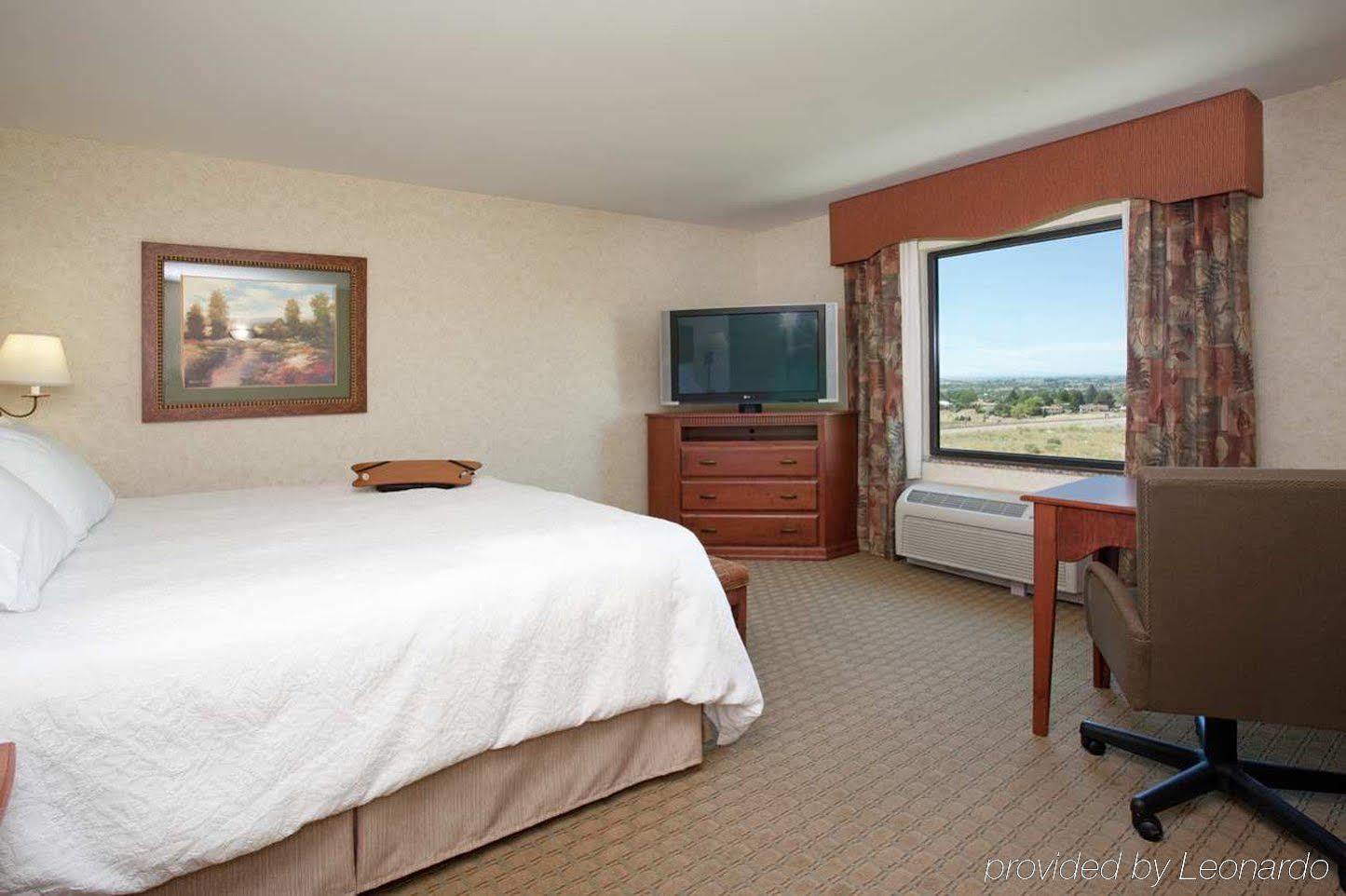 Hotel Hampton &
